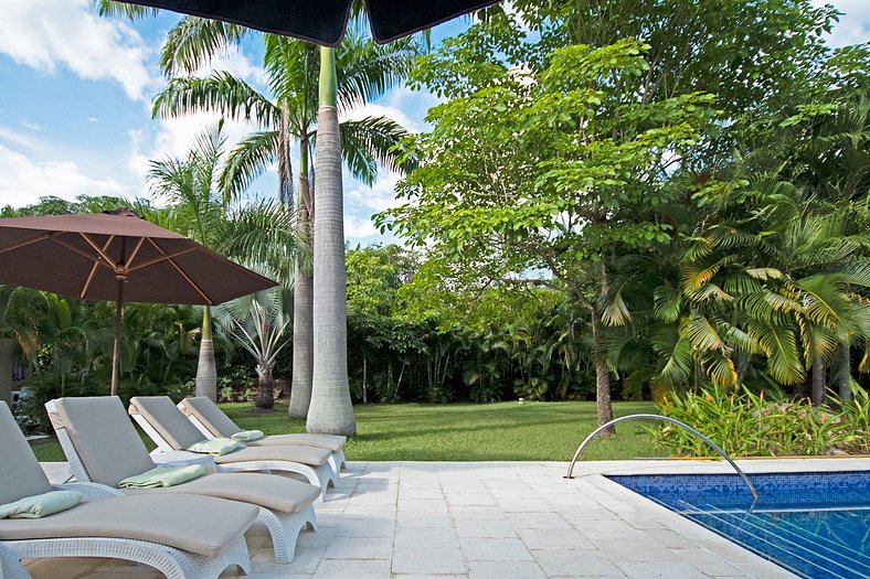 Casa de Los Mangos, beautiful tropical getaway